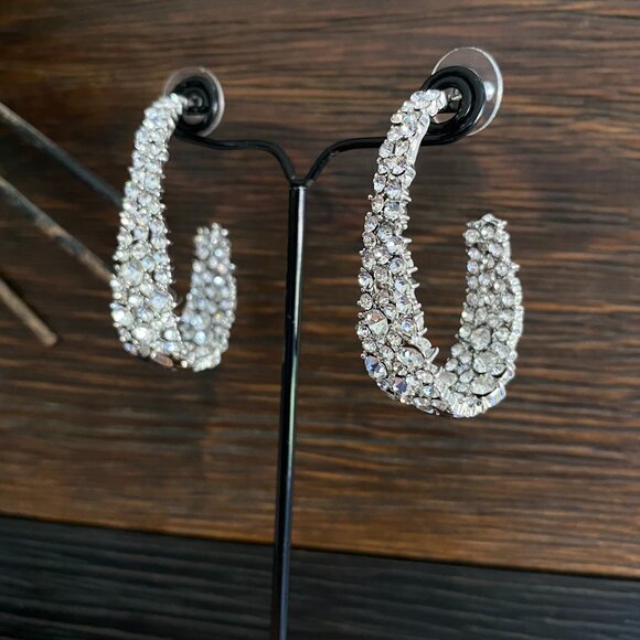 Fifth Avenue Pave Swarovski Crystal 3/4 Hoop Earrings NWT - Picture 1 of 10